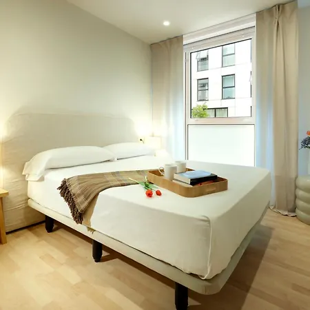 公寓 Homes By Upper Luxury Housing *